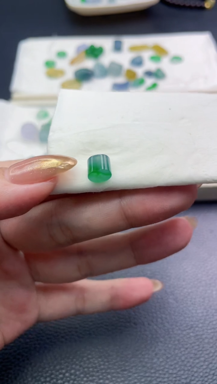 未镶嵌定制翡翠?***?珠子