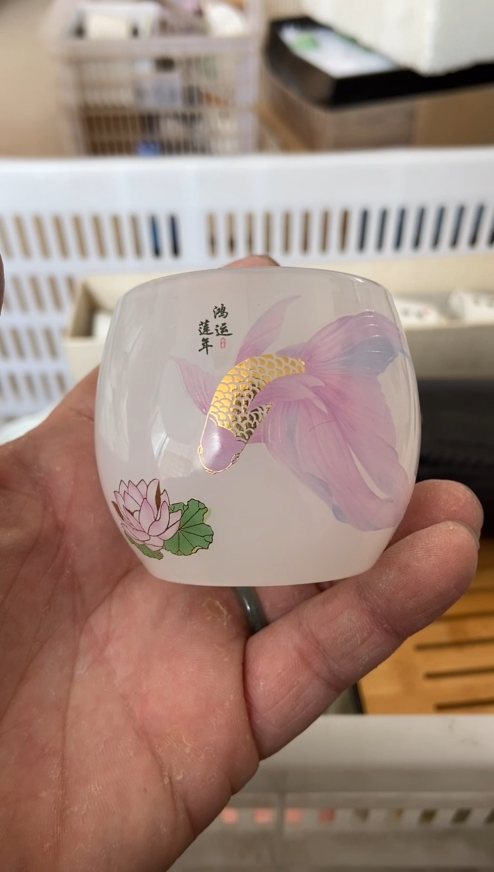 杯无运费险有瑕疵的摄影的产品有使用过的痕迹有点脏介意勿拍