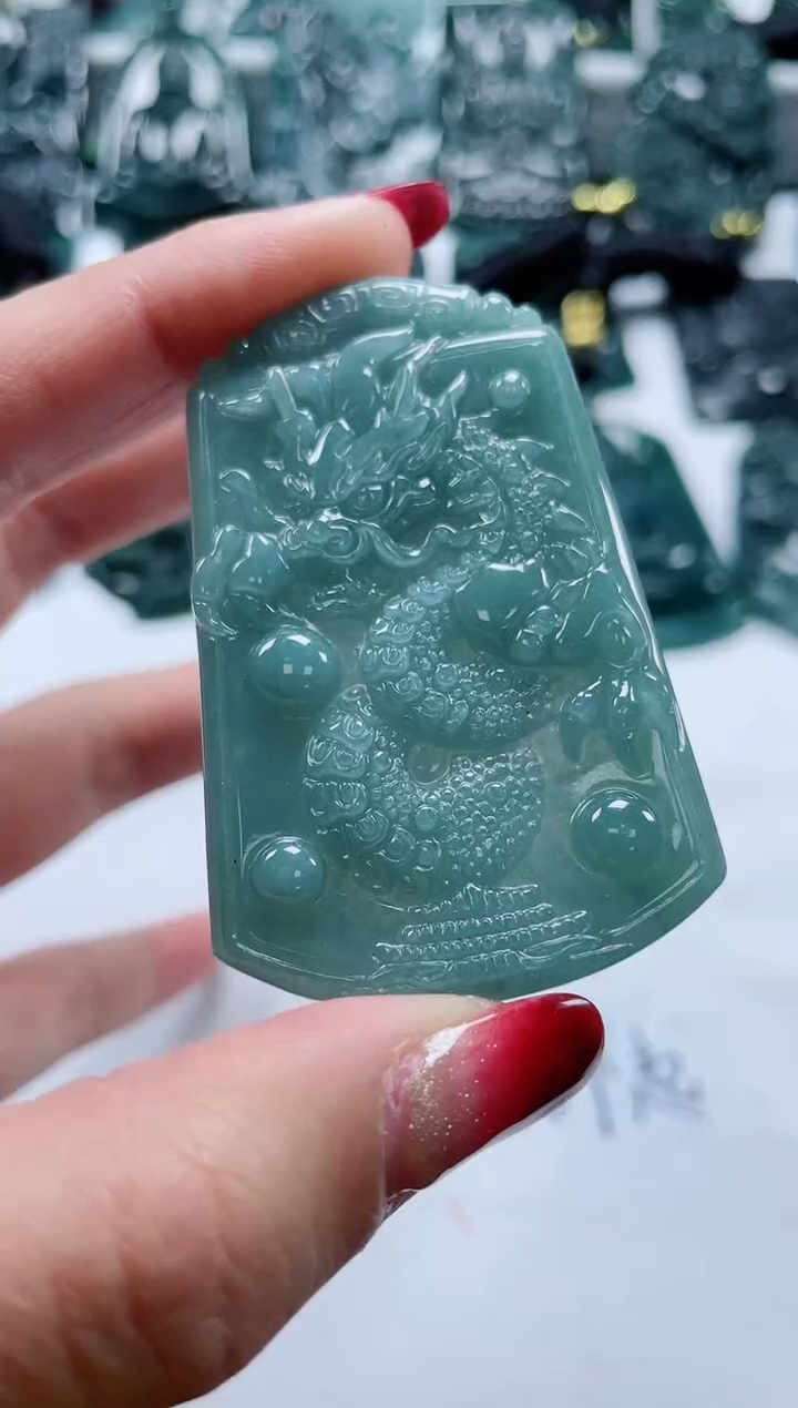 【闪购商品】翡翠颈饰未镶嵌多样性发货一件发货-龙牌