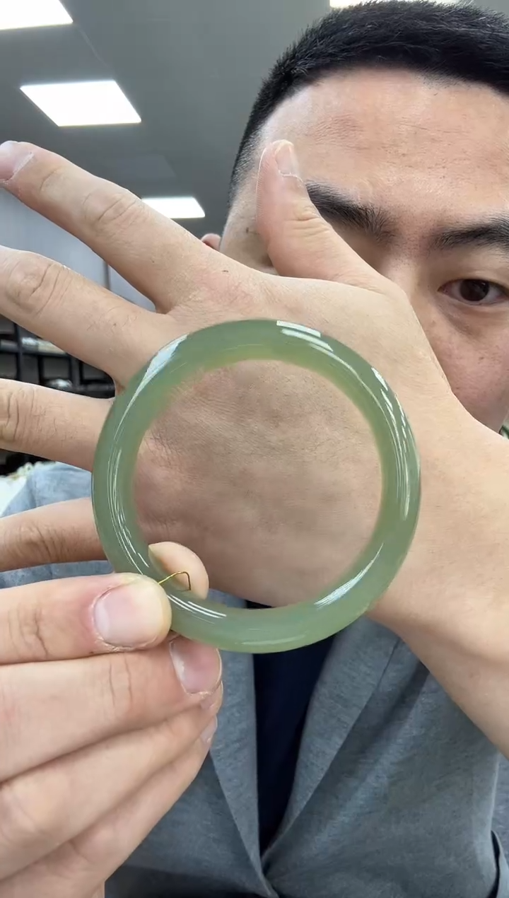 【闪购商品】和田玉手镯未镶嵌54-56  193