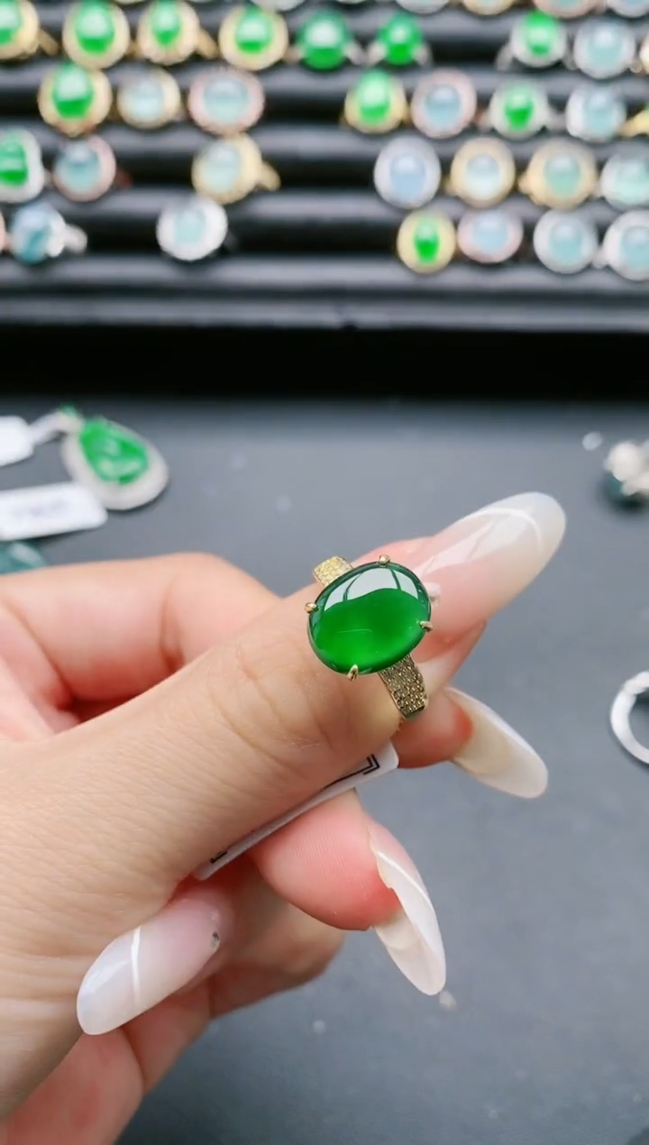 【闪购商品】翡翠戒指银S925镶嵌111111