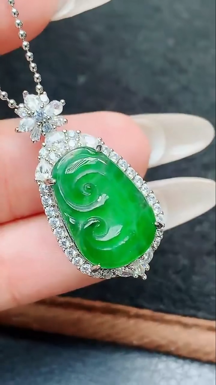 未镶嵌挂件翡翠天然翡翠