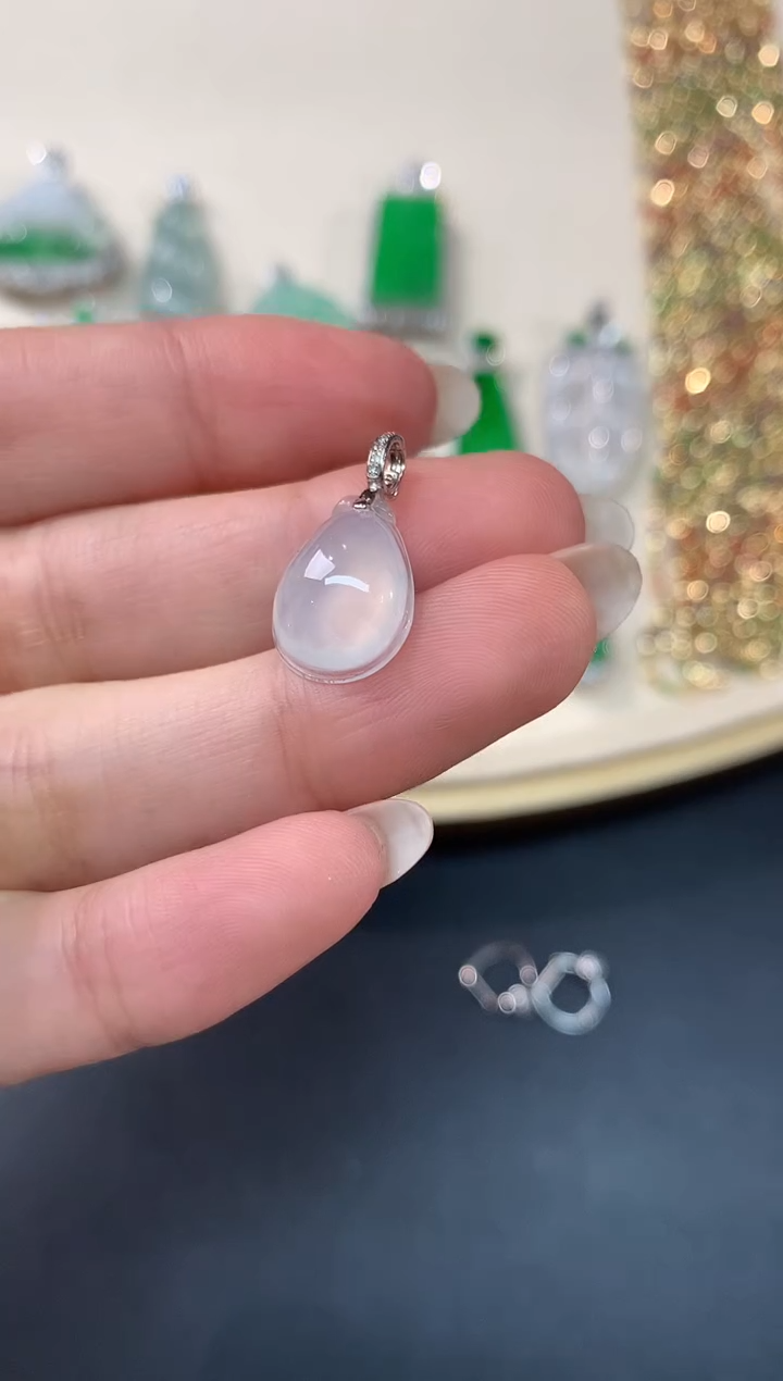 【闪购商品】翡翠吊坠(不含链)18K金镶嵌A253|980