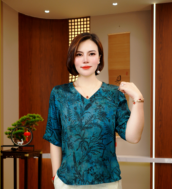 【其琛】2025新款早秋新中式T恤短袖刻花时尚气质款915A