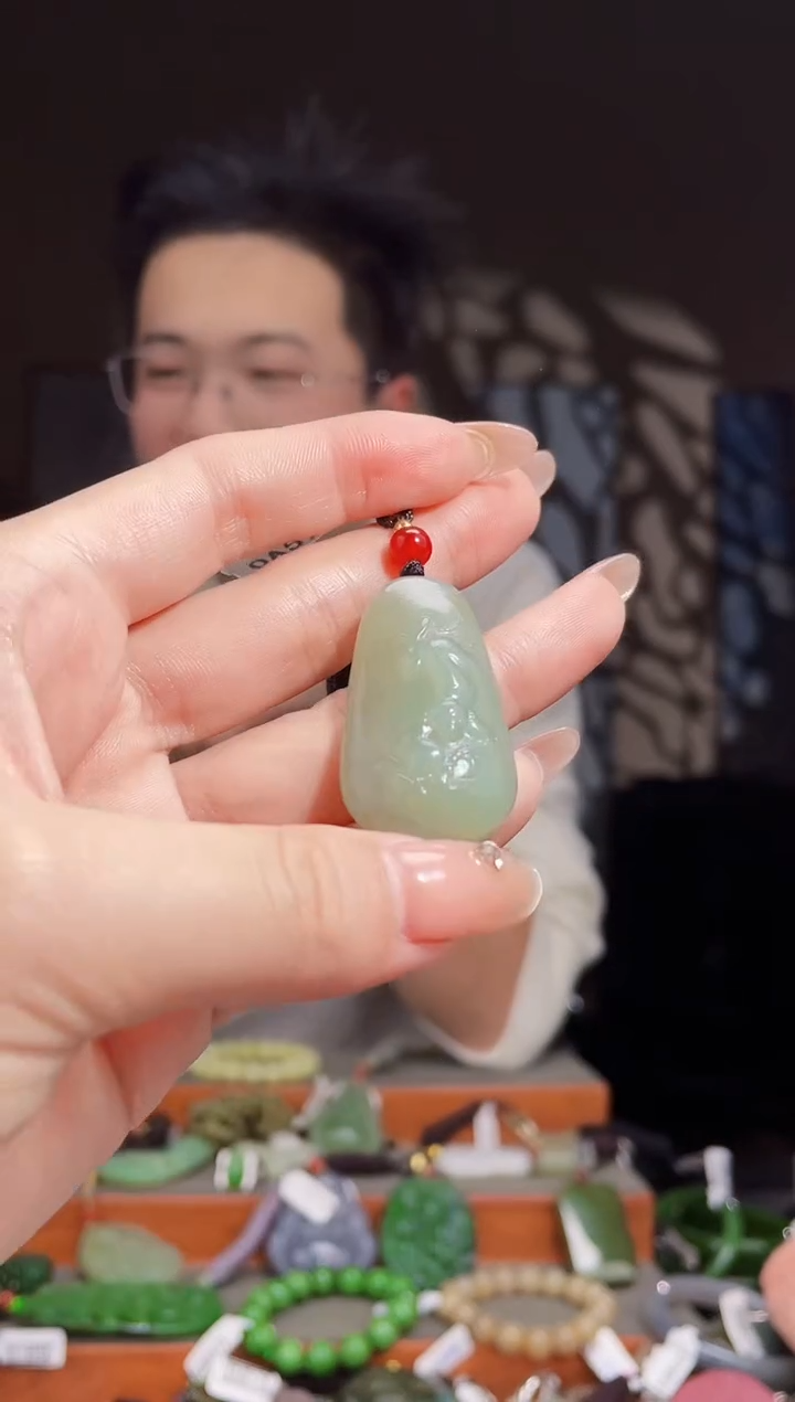 【闪购商品】和田玉颈饰未镶嵌拍一发一