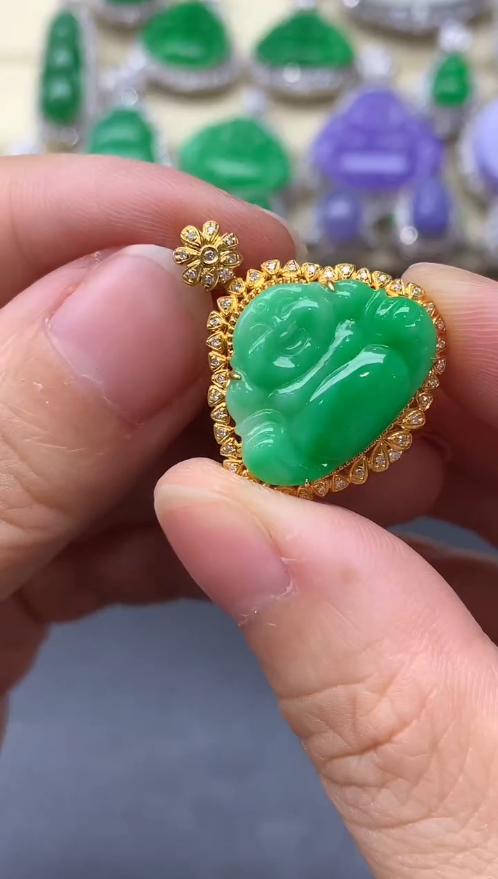 颈饰18K金镶嵌翡翠193-中国好珍宝