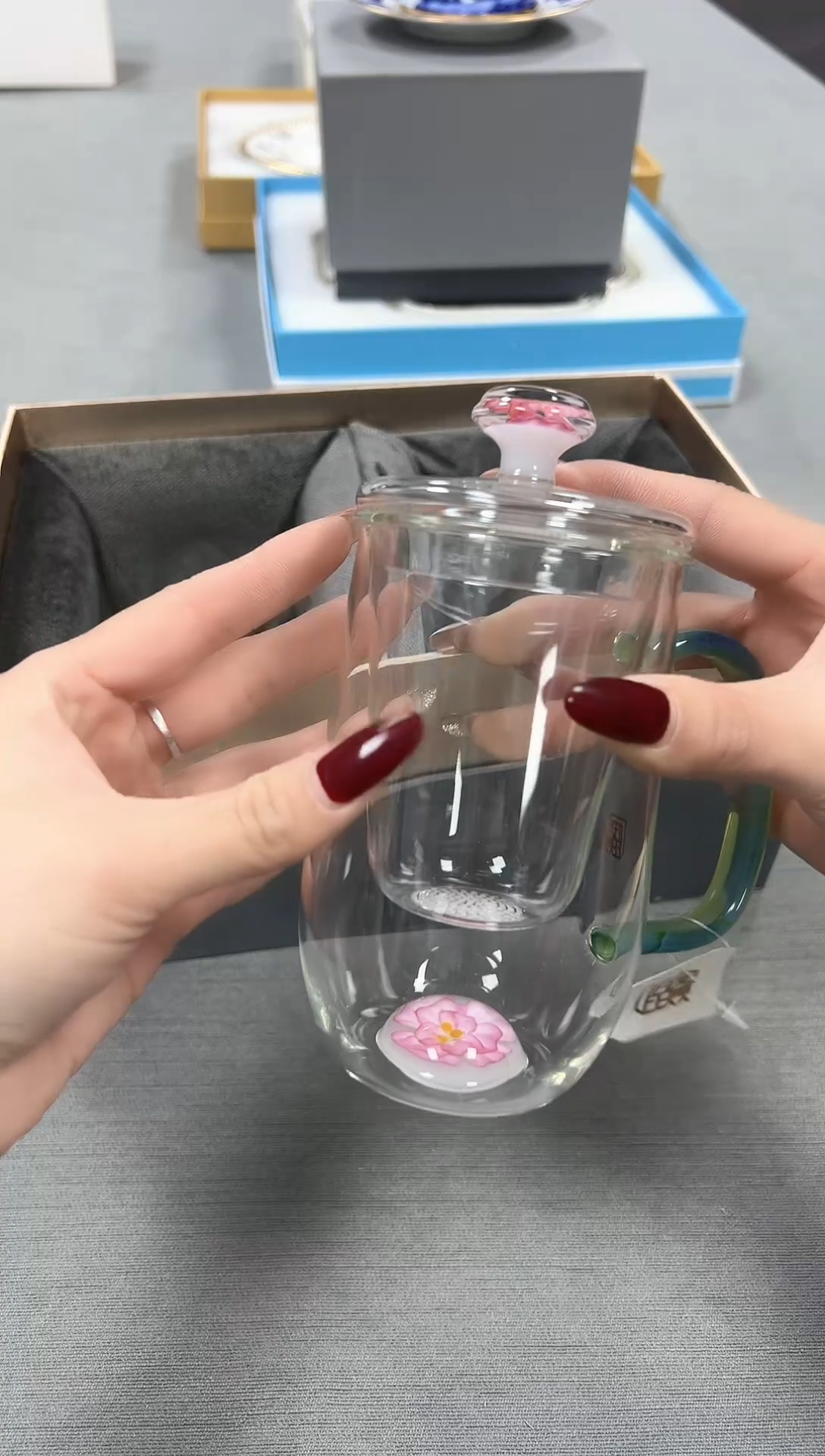 【闪购商品】瓷片新号开播不计成本欢迎点菜！