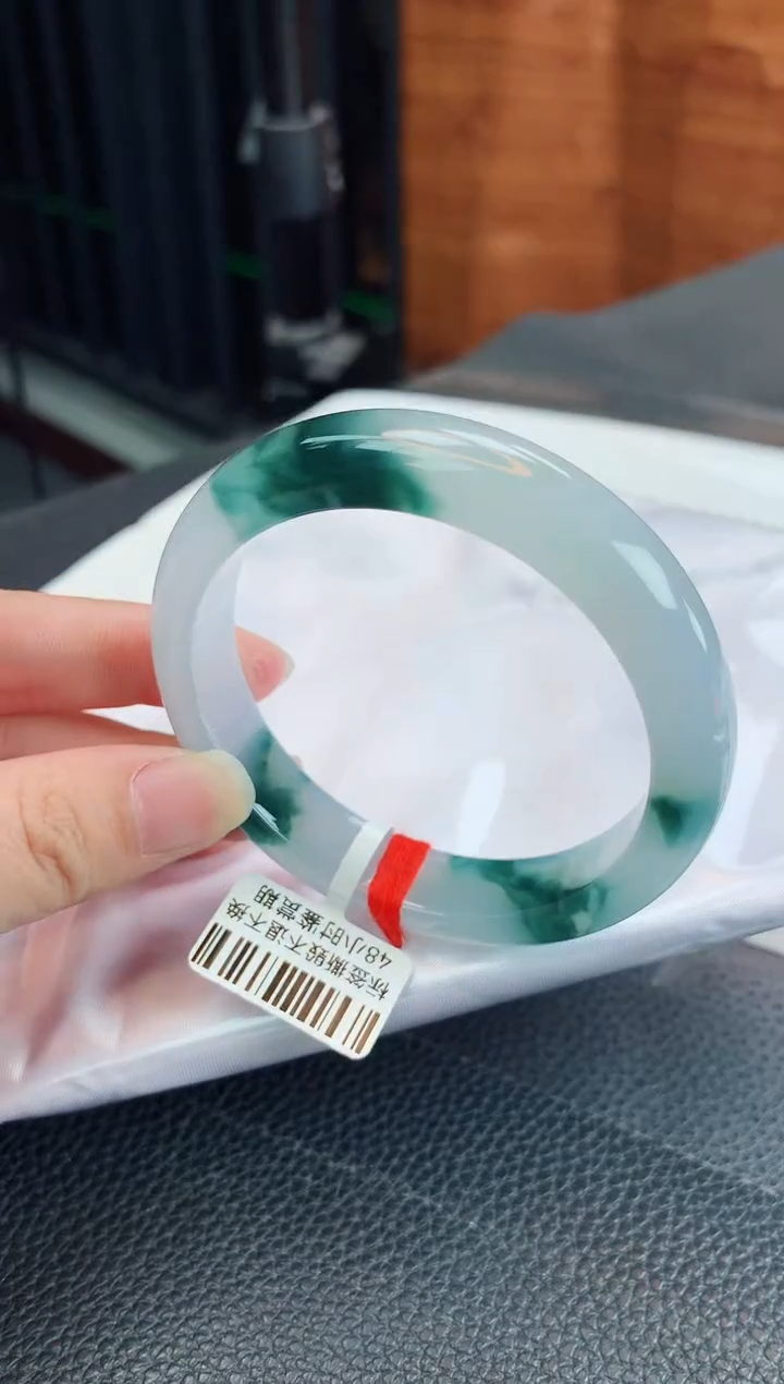【闪购商品】翡翠手镯未镶嵌缅甸天然翡翠A货手镯