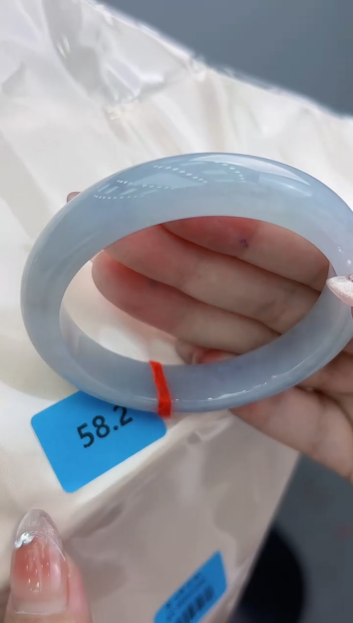 【闪购商品】翡翠手镯未镶嵌翡翠手镯