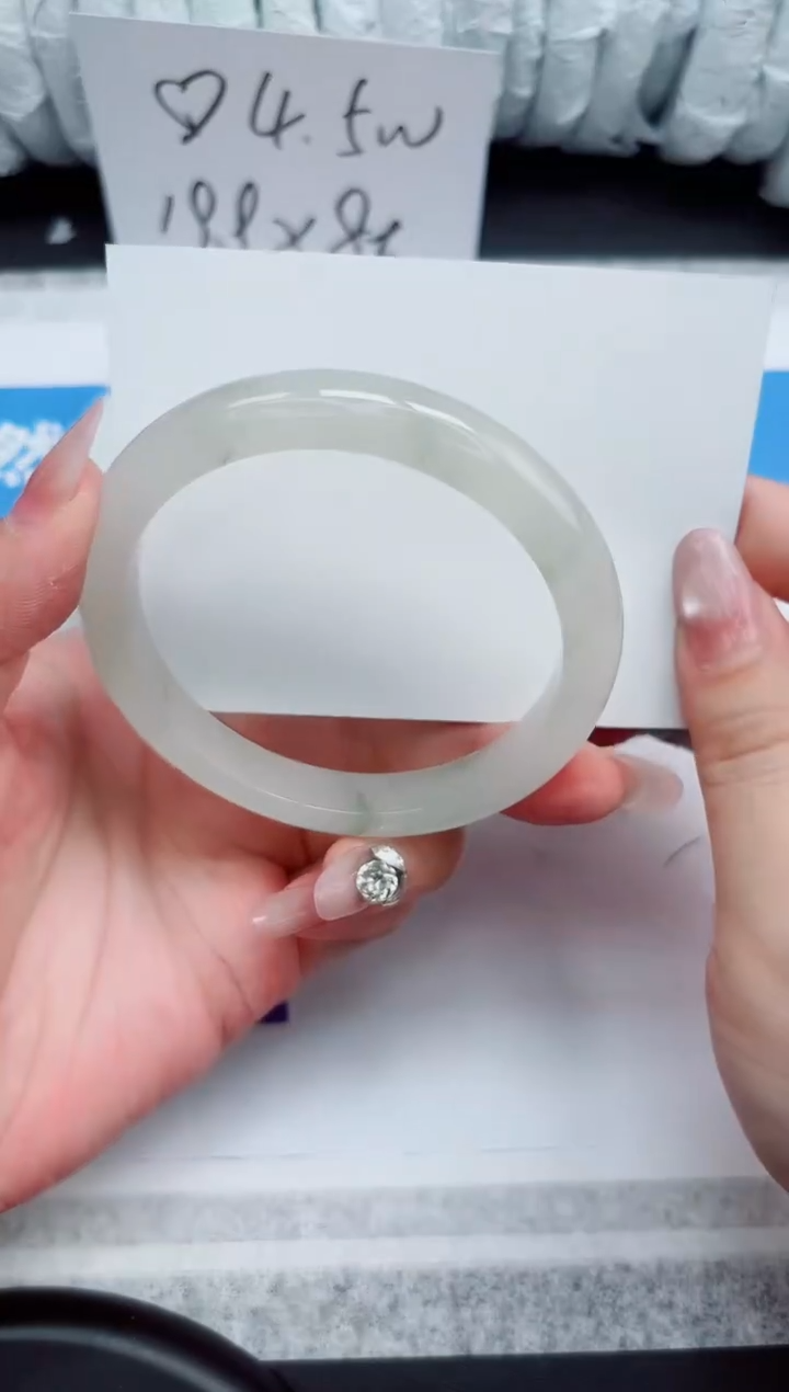 石英质玉手镯未镶嵌147-61.3