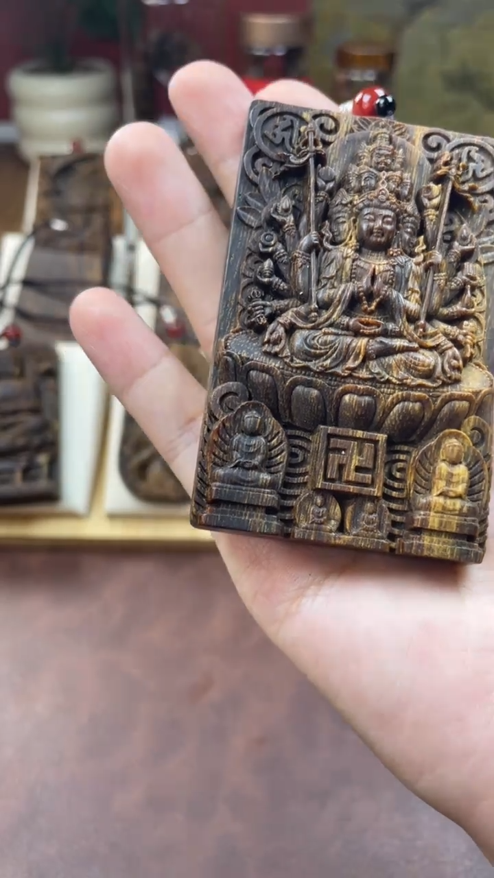 木木雕款芽庄十二生肖守护 方牌千手观音8cm送养香瓶