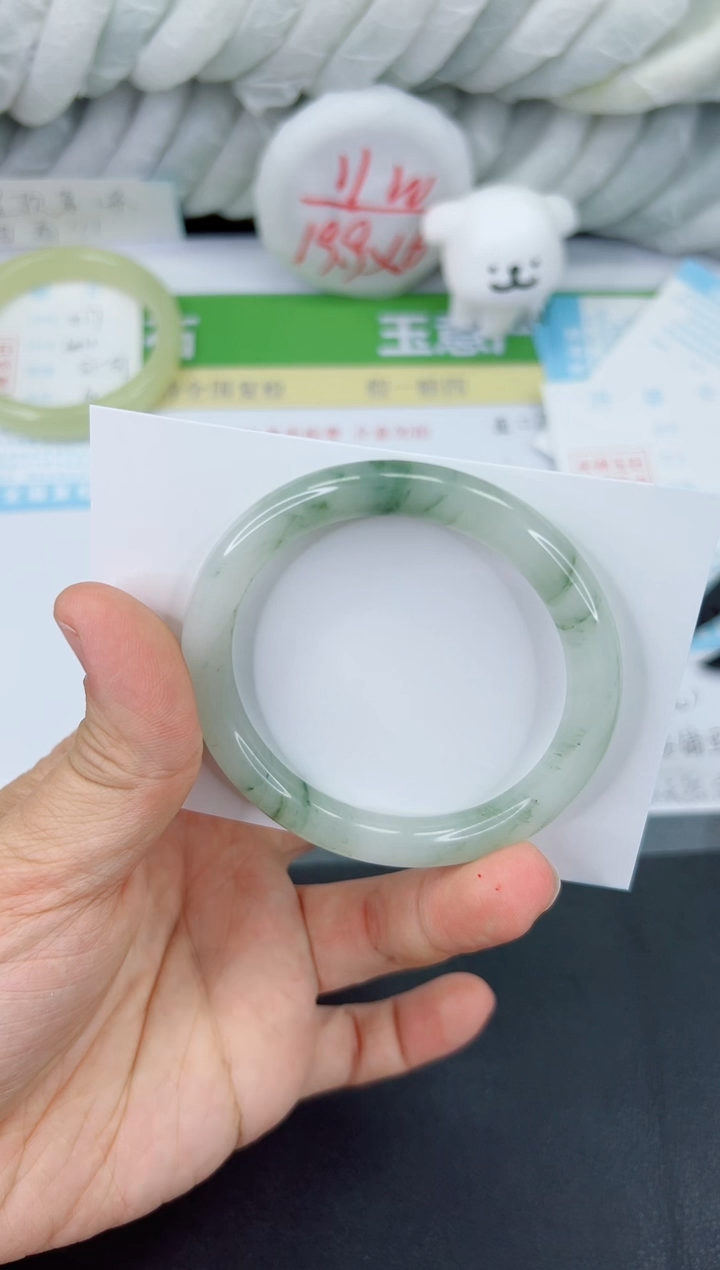 【闪购商品】石英质玉手镯未镶嵌518-53.1