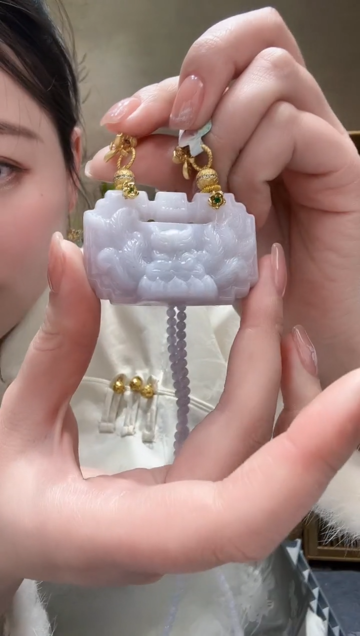 【闪购商品】翡翠颈饰未镶嵌吊坠