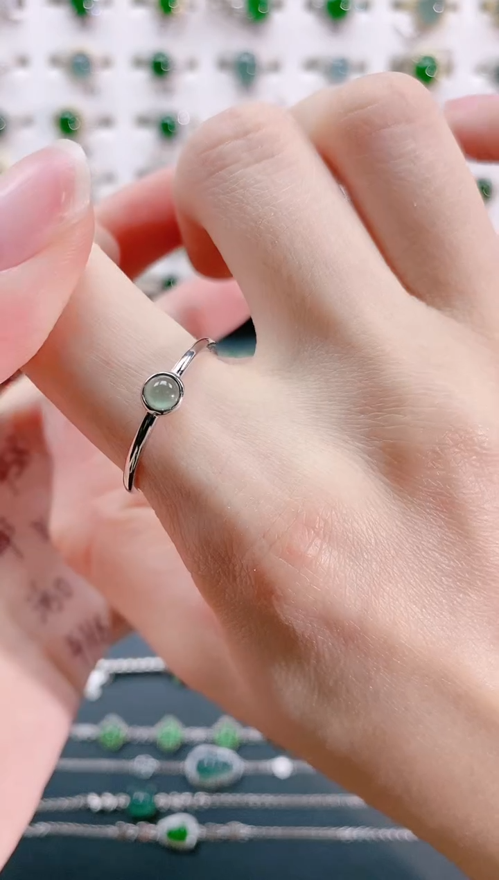 【闪购商品】翡翠戒指银S925镶嵌天然翡翠