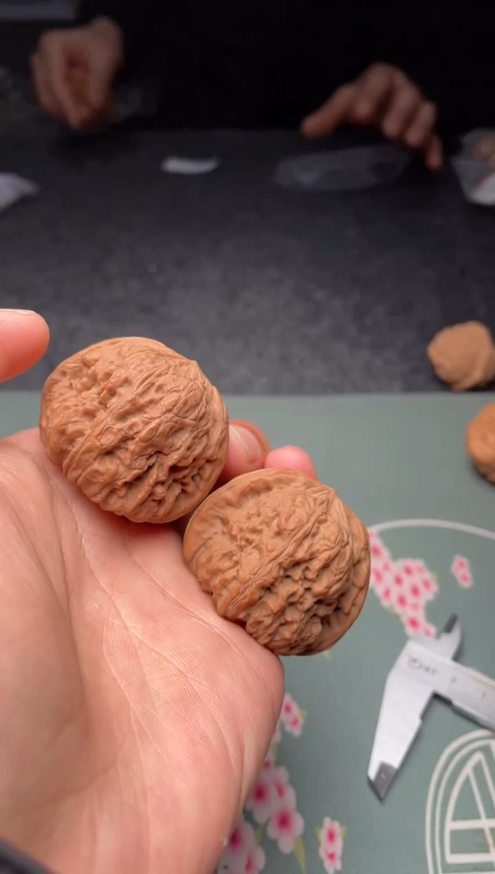 把件文玩核桃a30  凹底  42尺