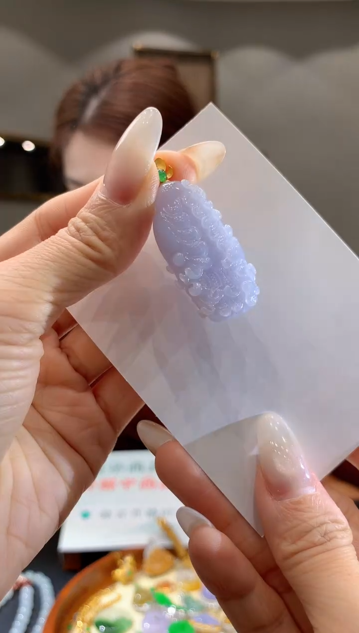 吊坠(不含链)18K金镶嵌翡翠22紫白菜吊坠
