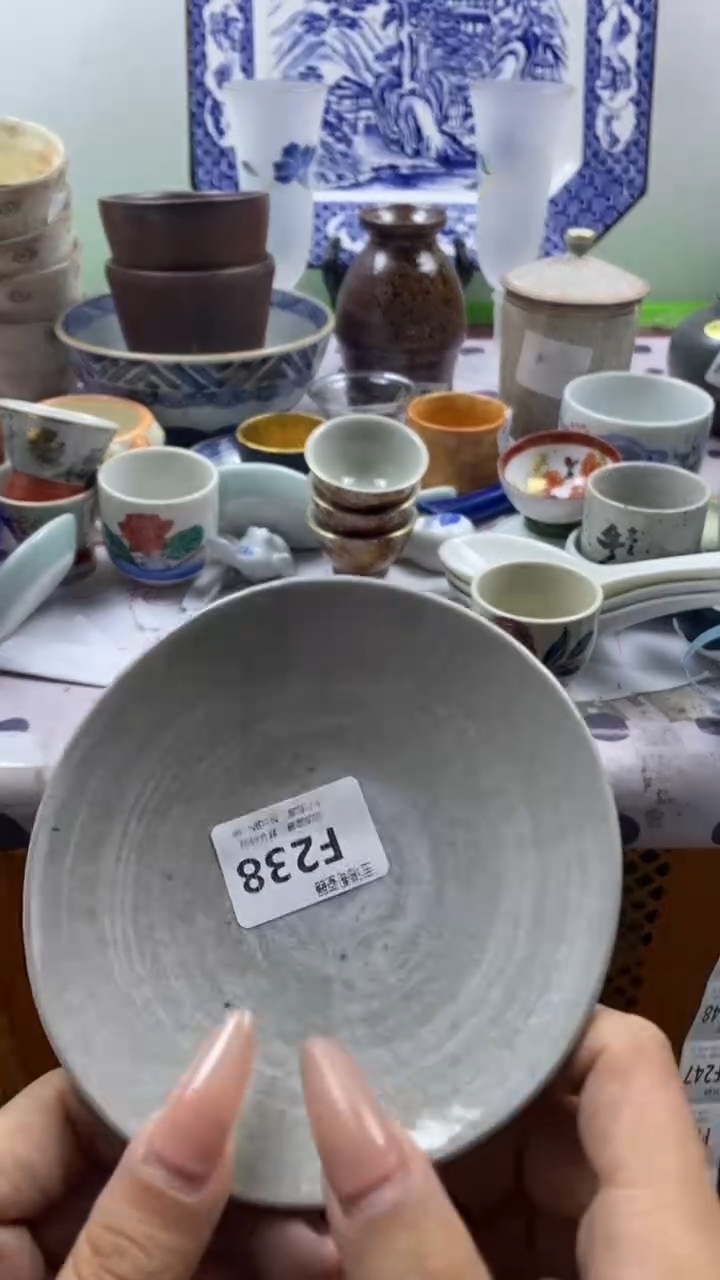 其他o***蟹回流瓷器默认微瑕，谨慎勿拍F238
