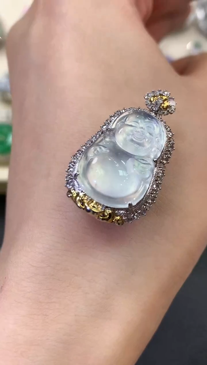 【闪购商品】翡翠吊坠(不含链)18K金镶嵌 C20