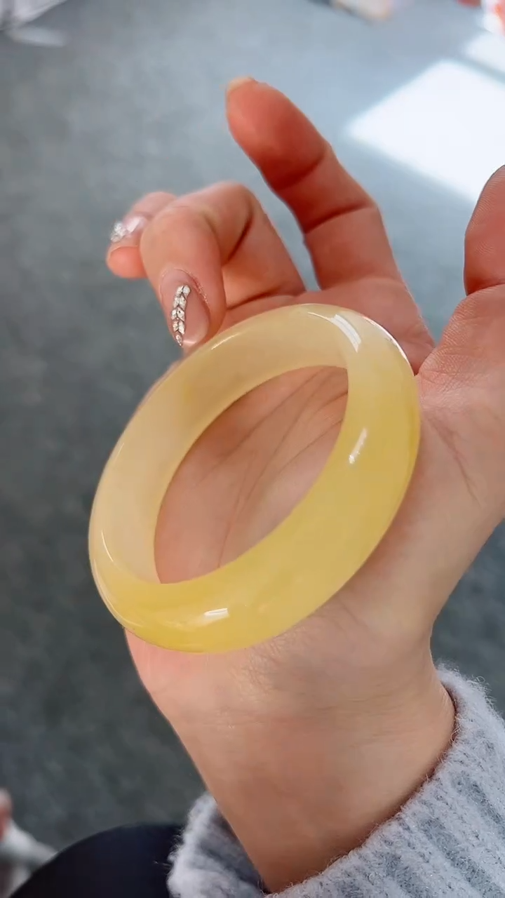 【闪购商品】石英质玉手镯未镶嵌921-56