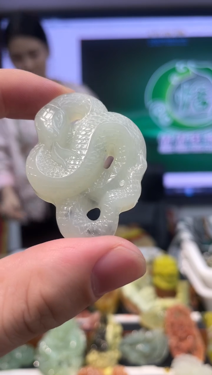 【闪购商品】岫玉吊坠未镶嵌·