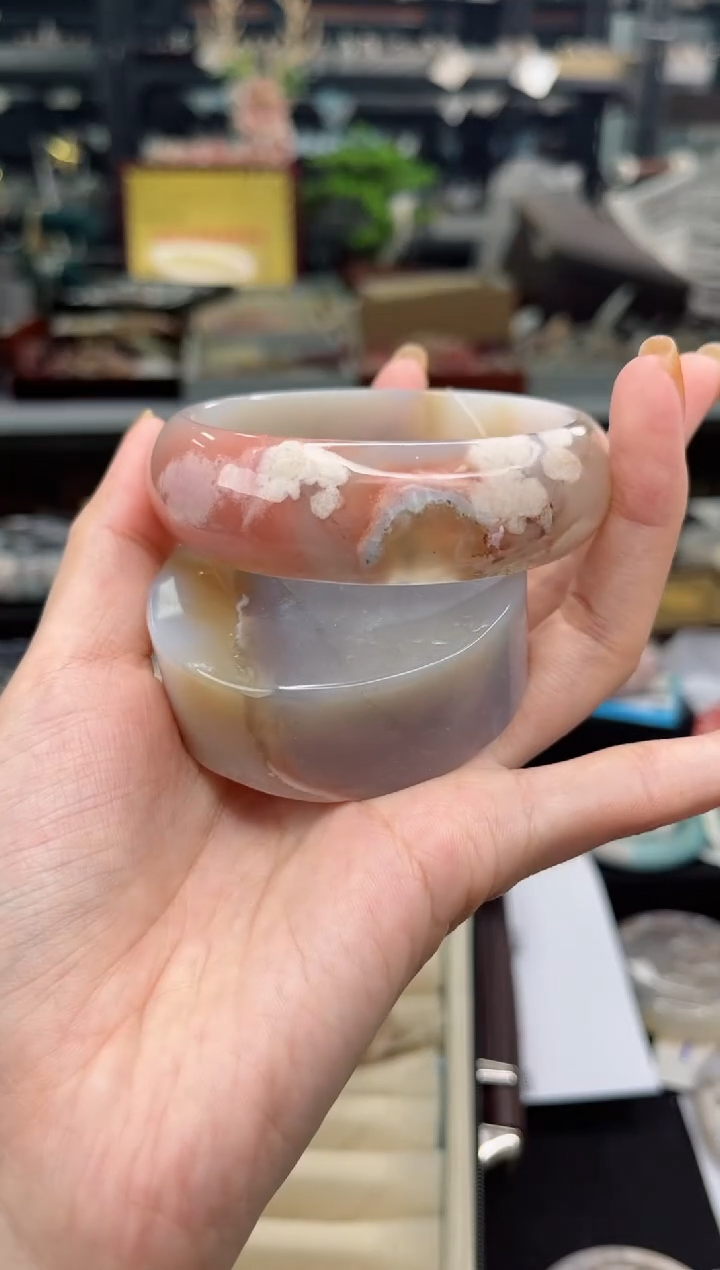 【闪购商品】石英质玉手镯未镶嵌63圈口（赠品镯心）6451682