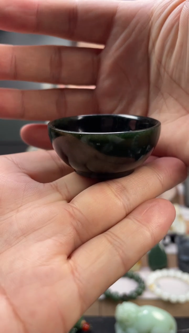 未镶嵌和田玉把件茶杯（多样性发货）