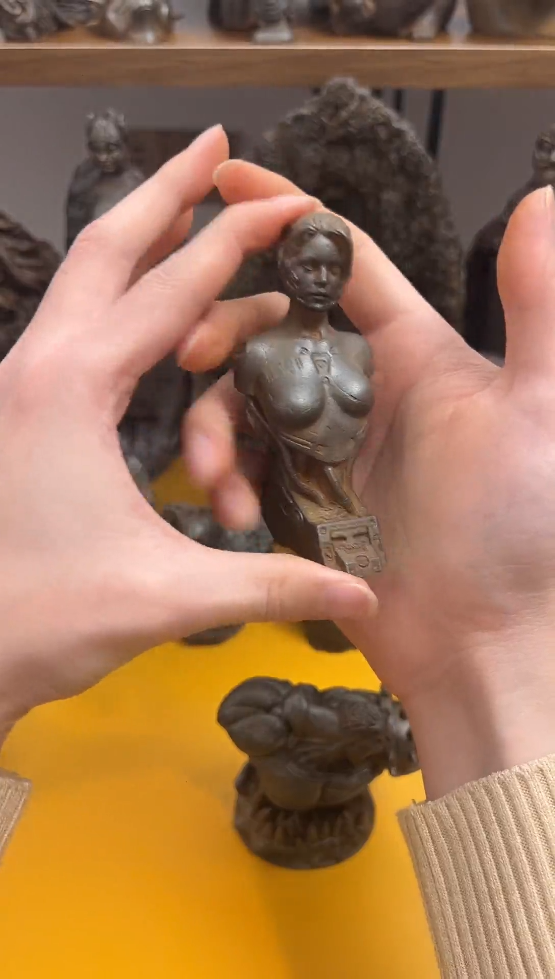 金属李*铁艺摆件--机械姬