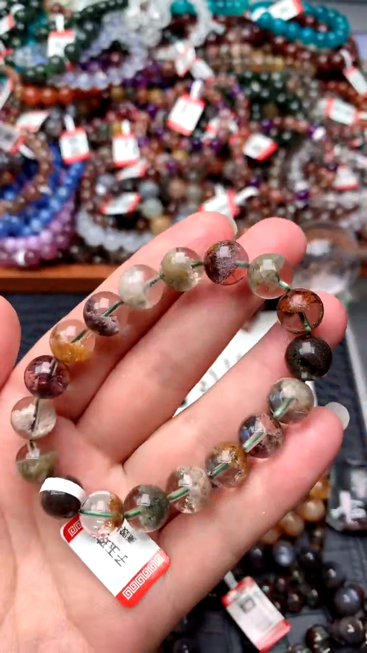 【闪购商品】水晶手链未镶嵌天然75