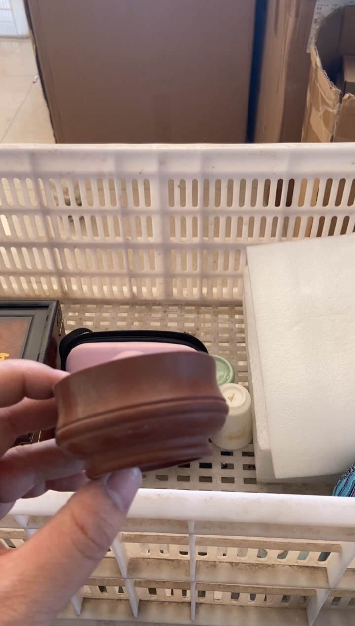 杯无运费险有瑕疵的摄影的产品有使用过的痕迹有点脏介意勿拍