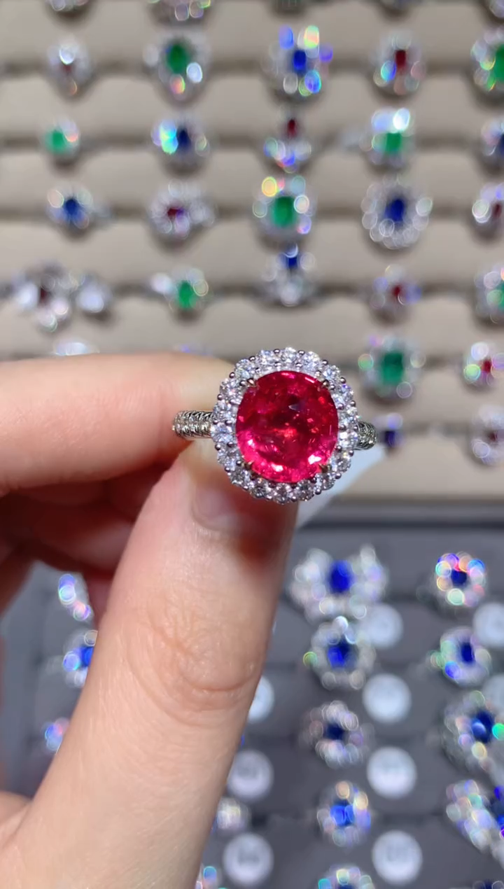 【闪购商品】尖晶石戒指18K金镶嵌3.09CT  马亨盖