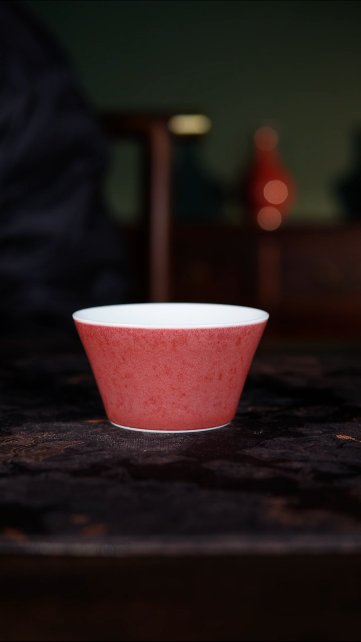 杯子白泥高温铜红釉豇豆红