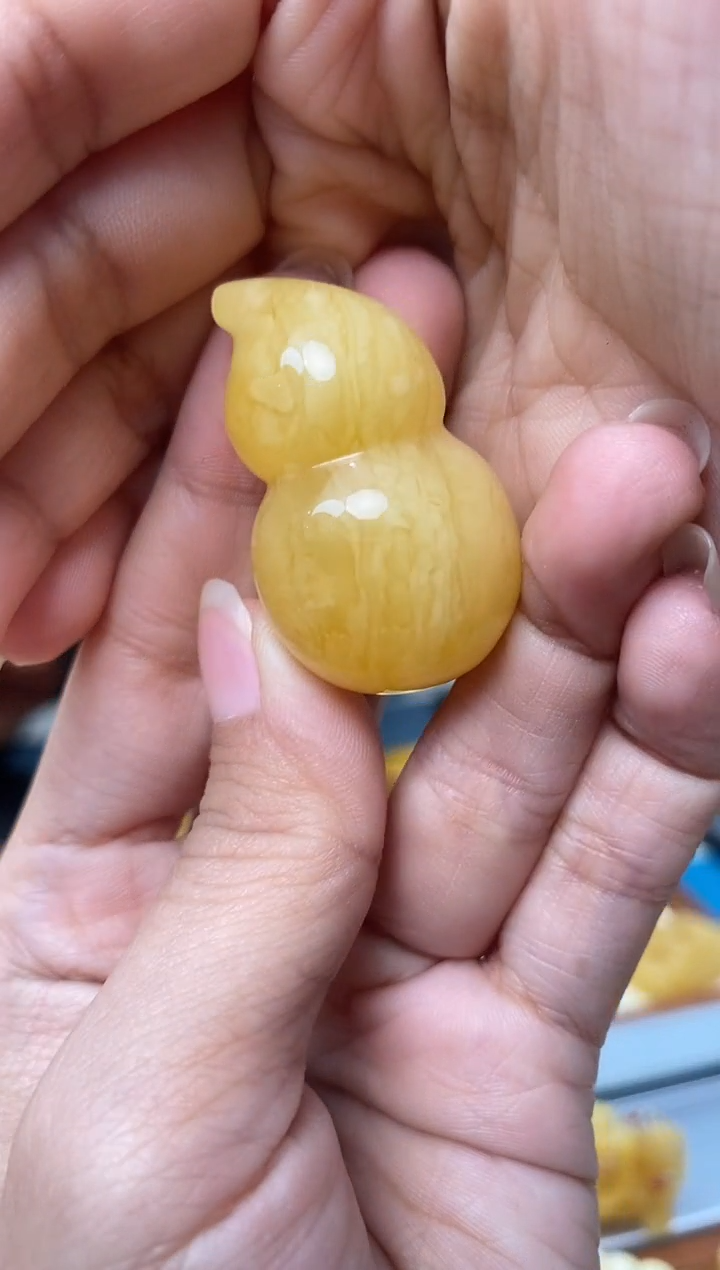 【闪购商品】琥珀裸石未镶嵌天然琥珀蜜蜡葫芦