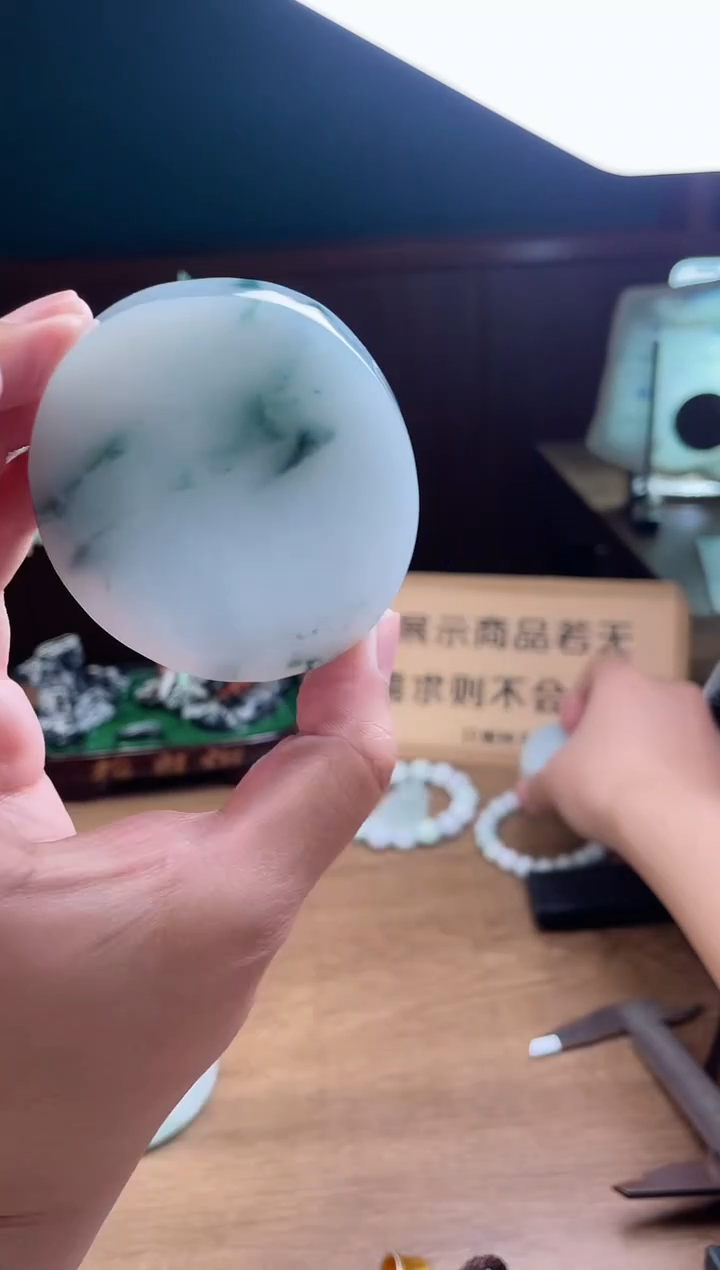 【闪购商品】定制翡翠手镯未镶嵌定制