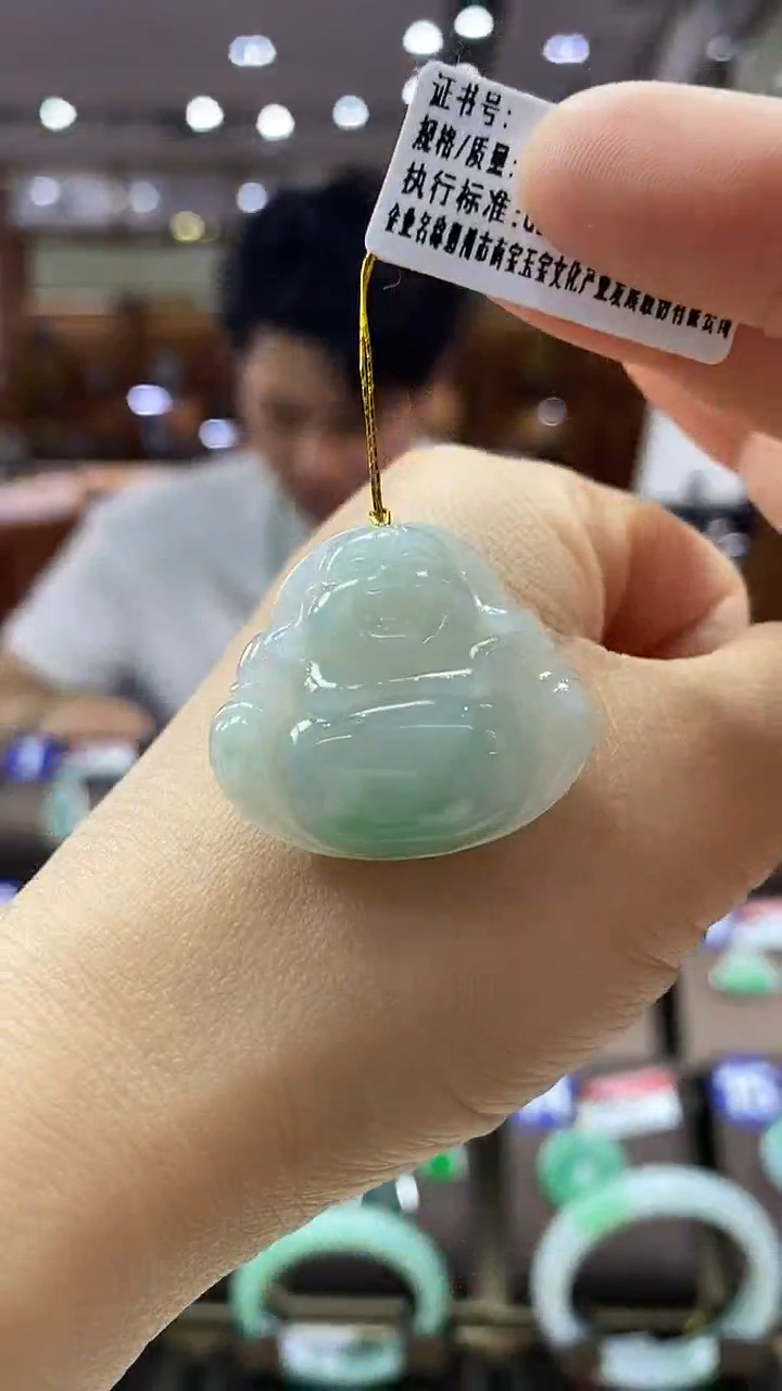 颈饰未镶嵌翡翠佛公