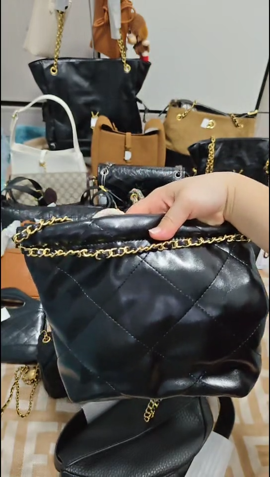 羊皮（革）时尚垃圾袋女包 