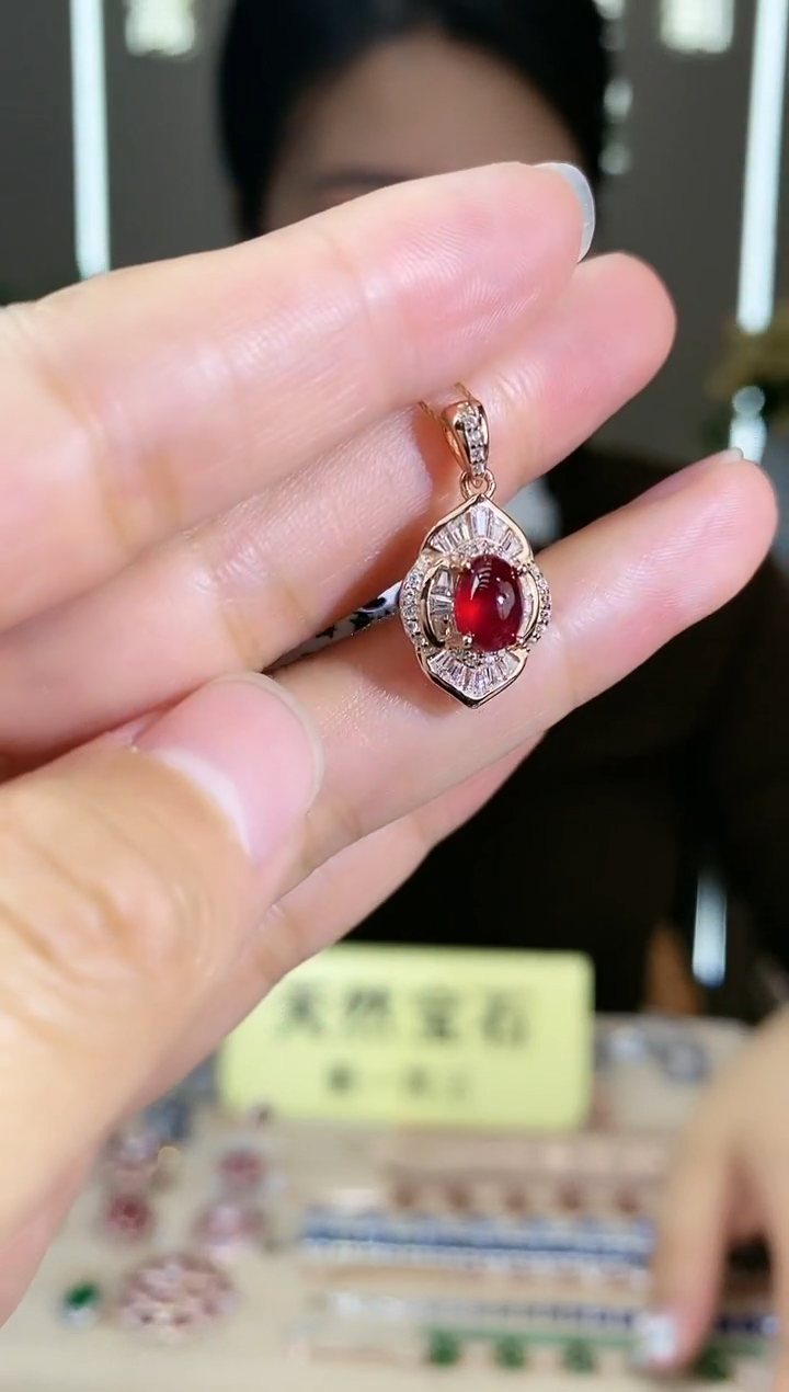 【闪购商品】红宝石颈饰银S925镶嵌颈饰