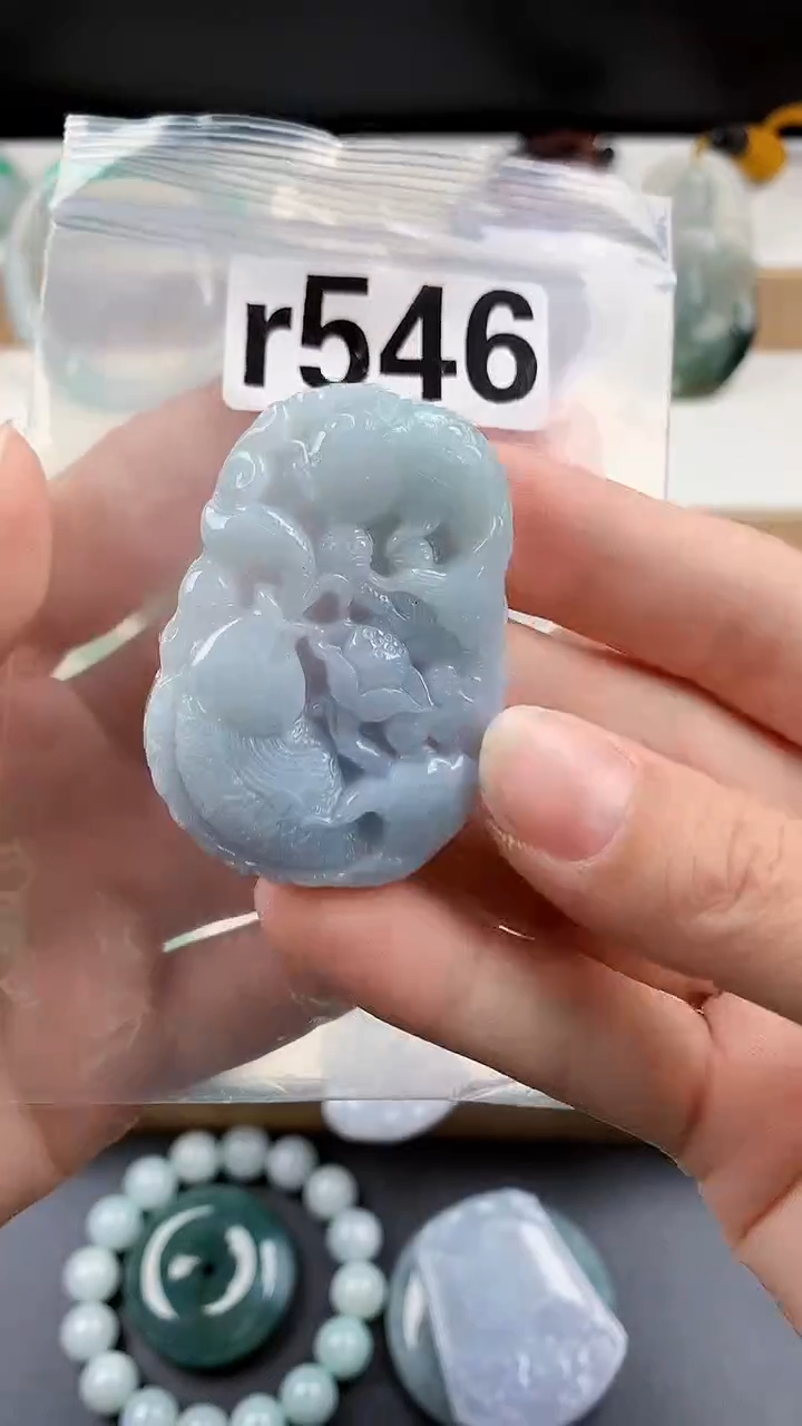 颈饰未镶嵌翡翠天然翡翠吊坠挂件