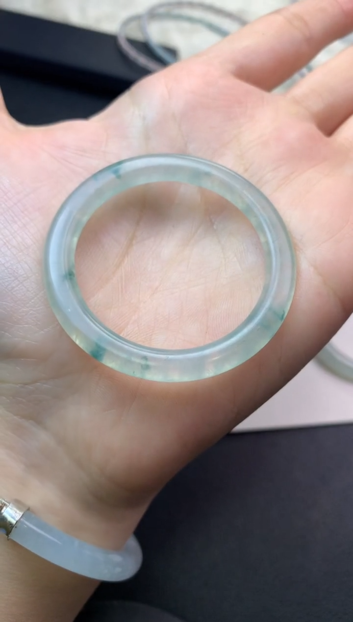 未镶嵌定制翡翠毛货