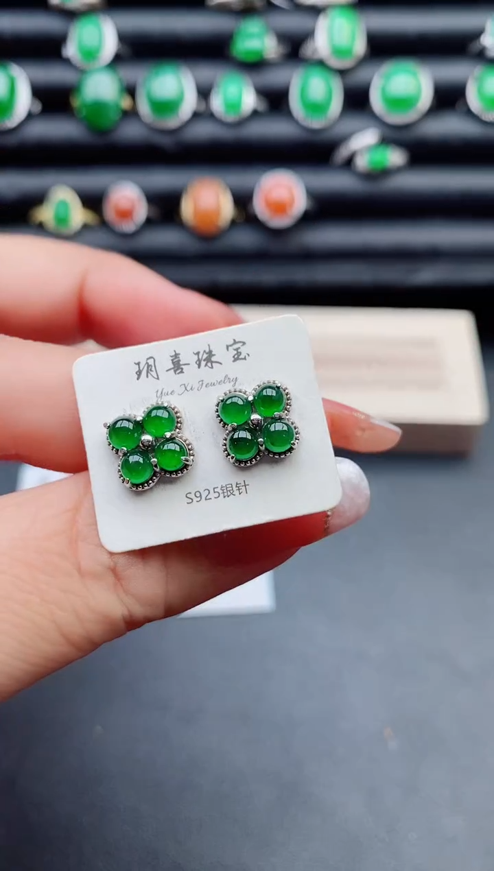 【闪购商品】翡翠耳饰银S925镶嵌8080
