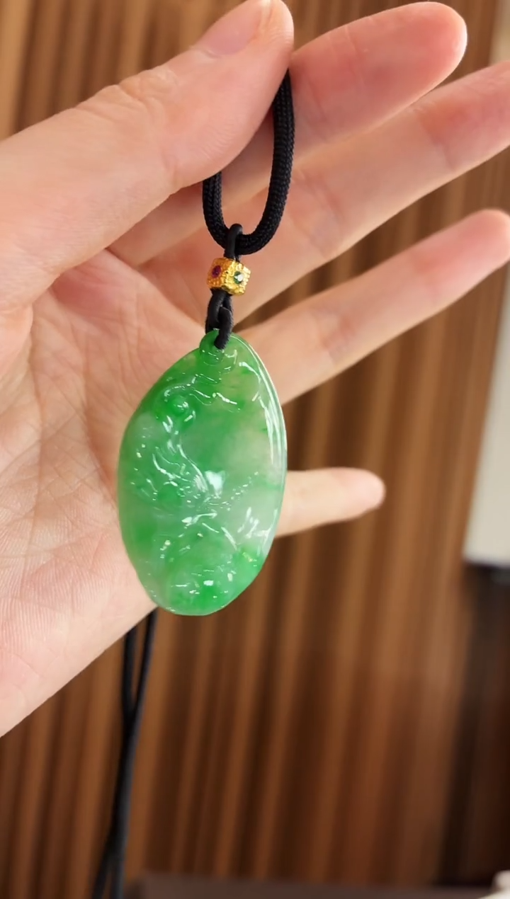 颈饰未镶嵌翡翠吊坠