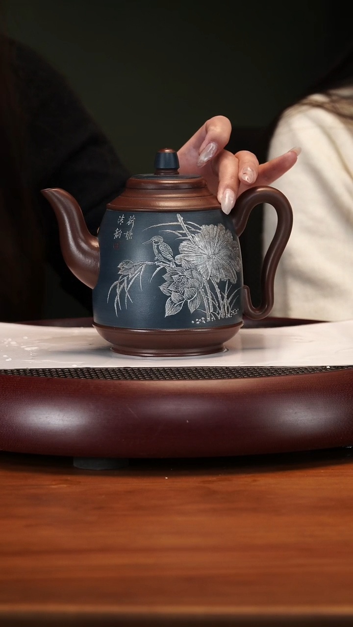 【闪购商品】紫砂茶壶2-48WHJ荷塘月色老紫泥700cc