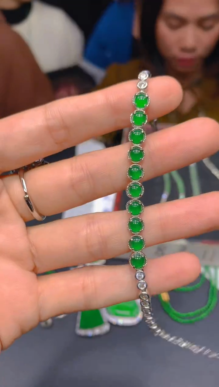 【闪购商品】定制翡翠未镶嵌239多样性发货（发其一）