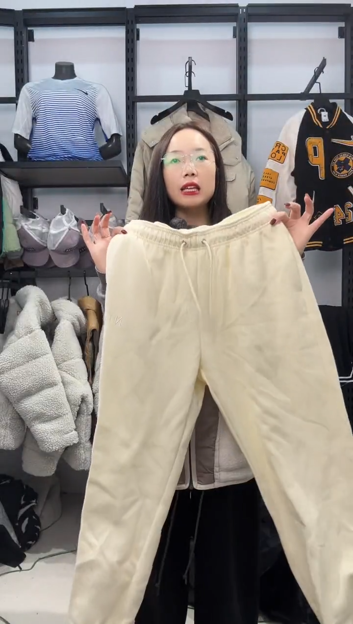 2226闪购编码 Nike/Jordan运动卫衣裤以直播间过款为准 尺码·M