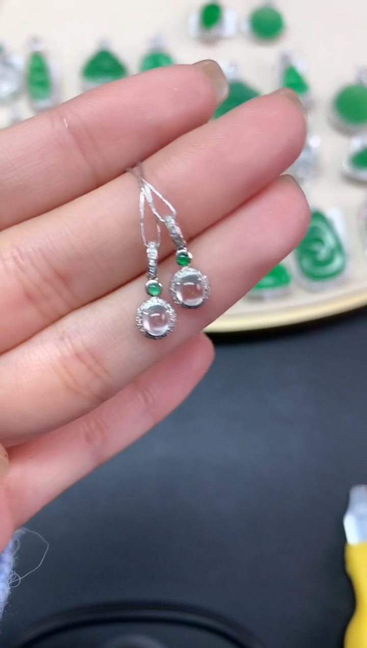 【闪购商品】翡翠吊坠(不含链)18K金镶嵌吊坠多样性发其一A508|