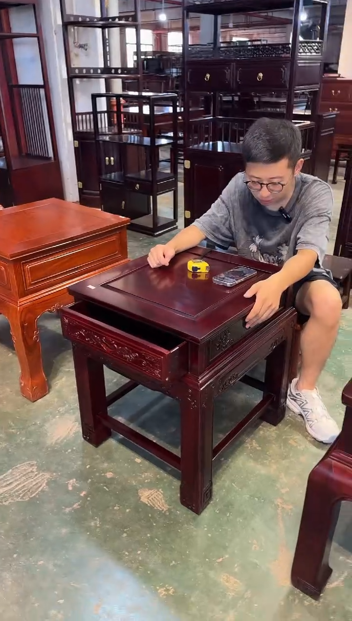 黑酸枝木类成套家具J