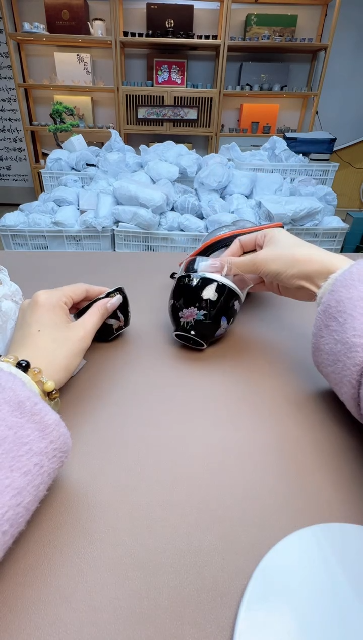 【闪购商品】摆件瓷制品S1111111111111