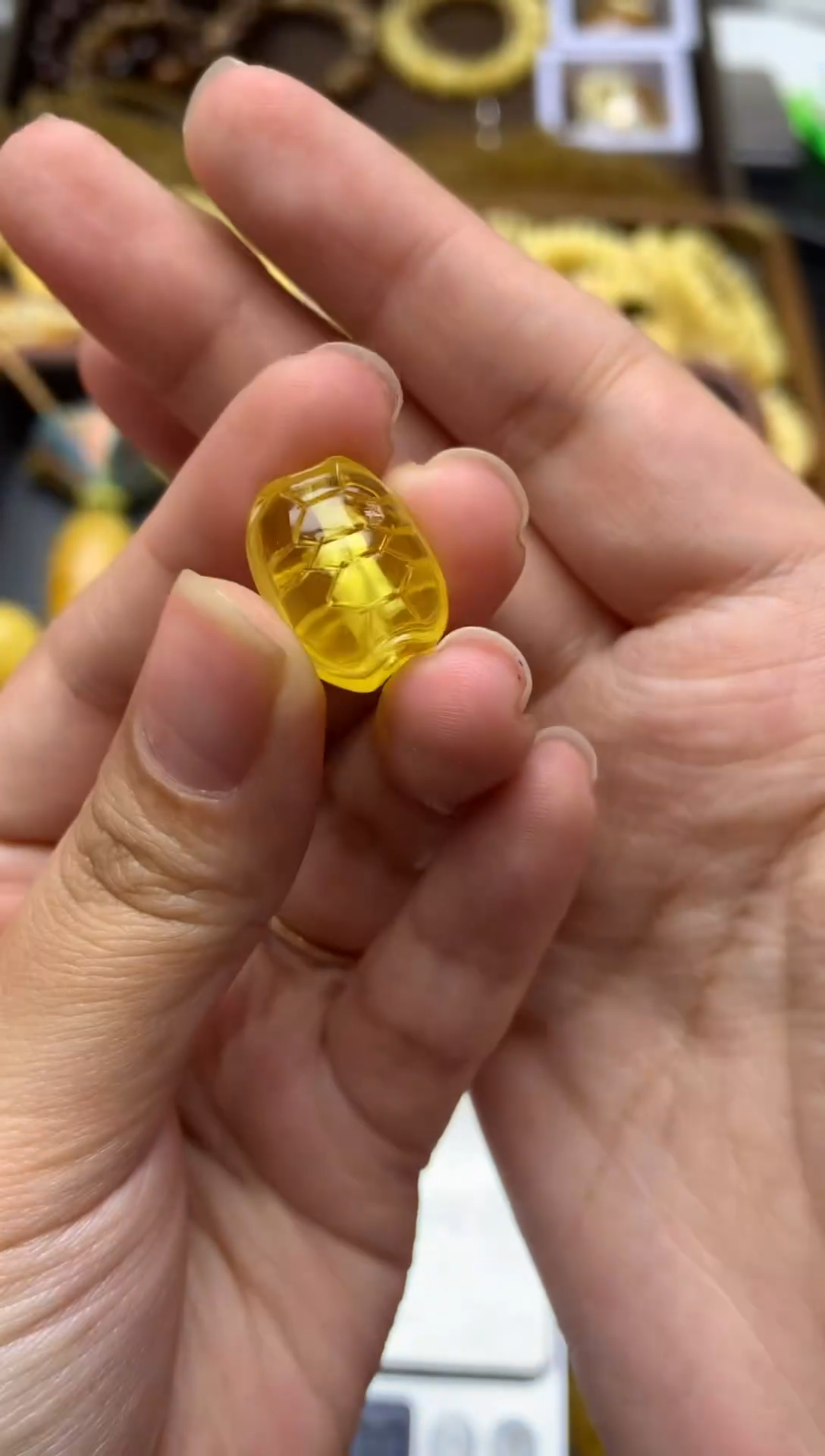 【闪购商品】琥珀珠宝奇石未镶嵌066琥珀蜜蜡 小坑