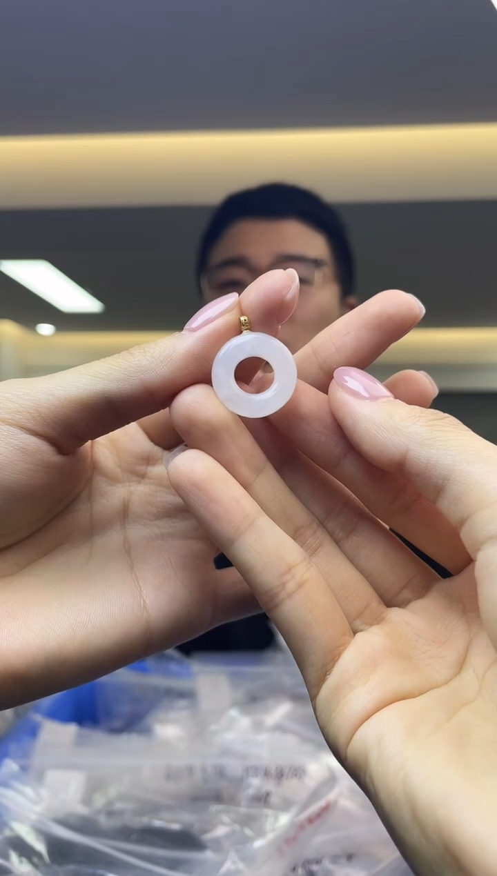 【闪购商品】和田玉`18K金镶嵌多样性发一件