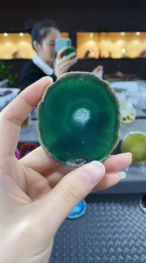 未镶嵌颈饰玛瑙/玉髓对****何玛瑙