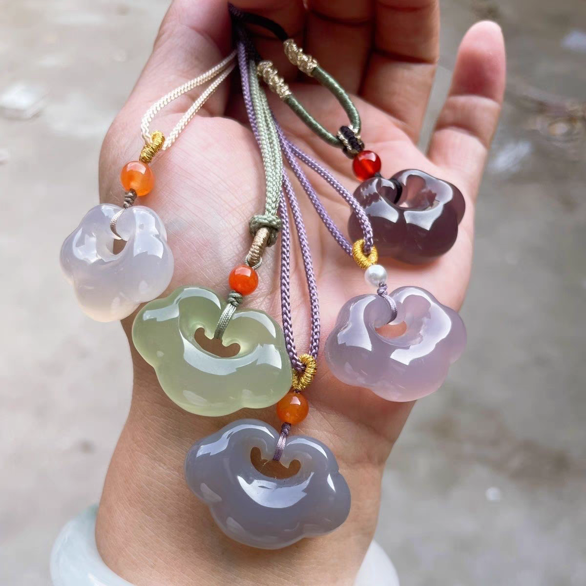 玛瑙玉髓祥云锁冰透多样性拍一发一